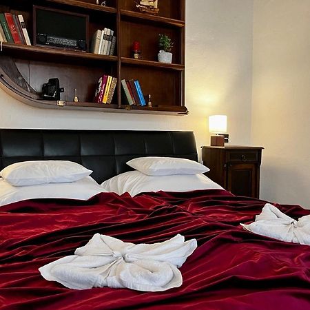 Varga Apartman Sopron Esterno foto