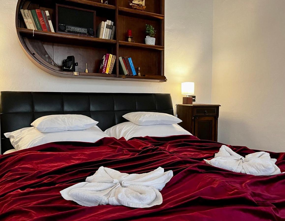 Varga Apartman Sopron Esterno foto