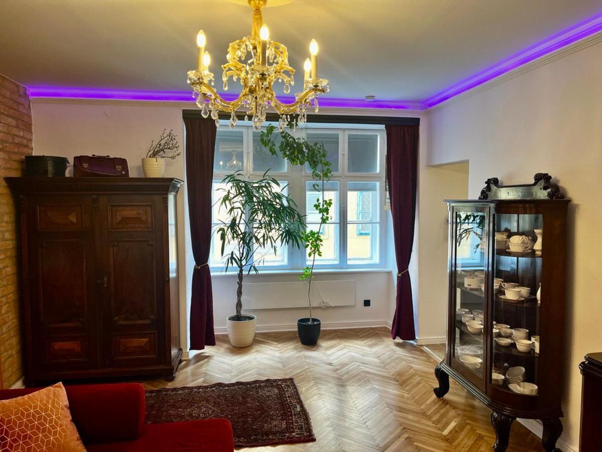 Varga Apartman Sopron Esterno foto