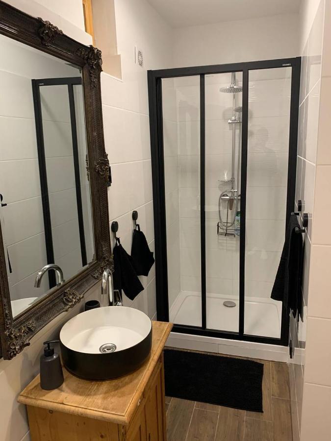 Varga Apartman Sopron Esterno foto